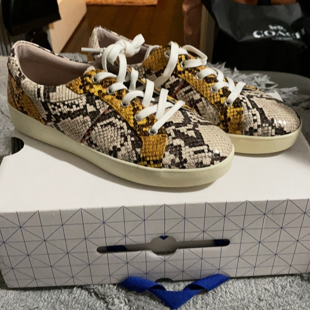 Call It Spring Shoes Women’s 7